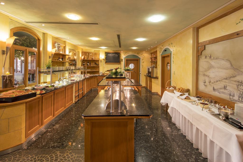 Hotel Touric Korbach Eksteriør bilde